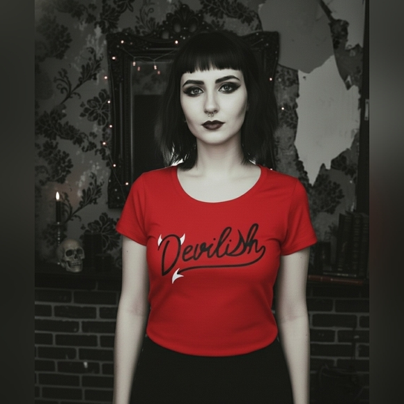 Current Mood Tops - Imagin8 red devil horns & tail Devilish graphics Halloween t shirt S NWT